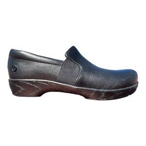 Klogs Footwear Women's Maven Closed Black Clog Size‎ 7.5